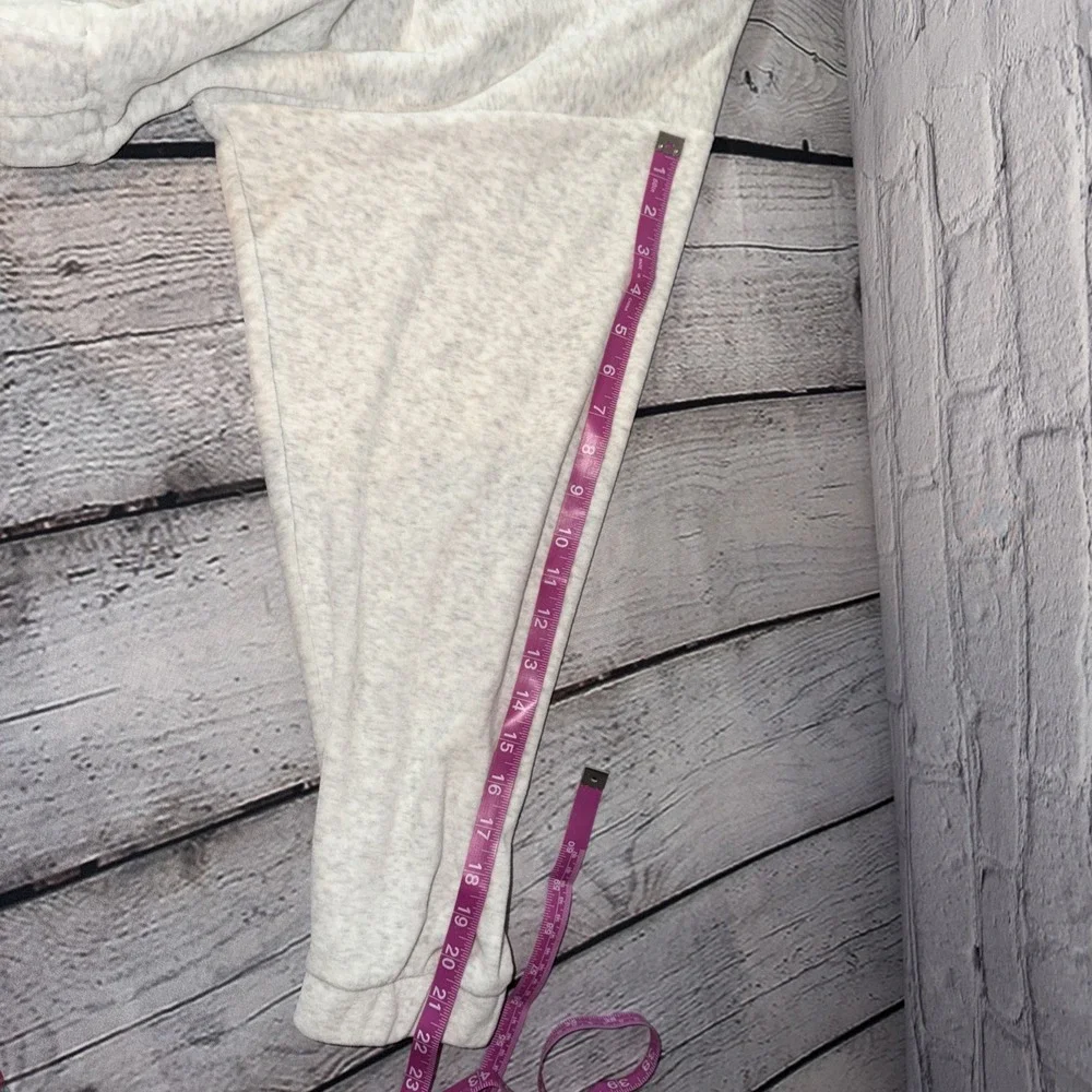 NWT Y2K Juicy Couture Velour Womens size XL Cropped Ruched Zip Up gray Mob Wife - Picture 4 of 5